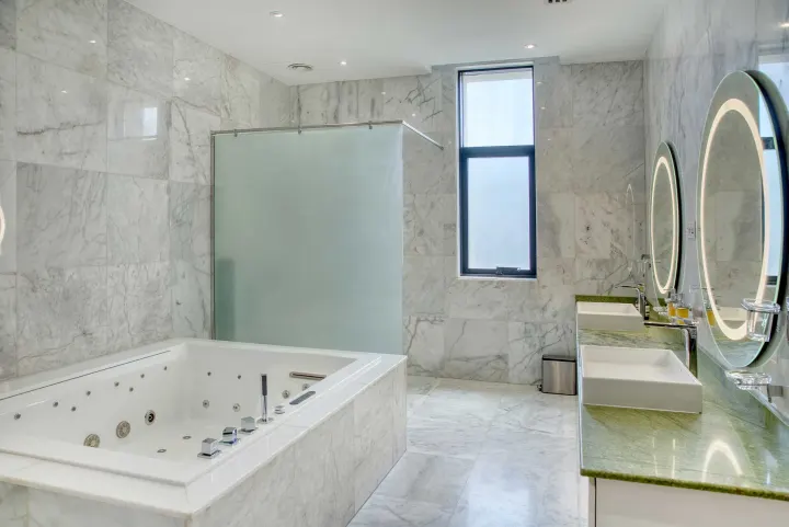 Real Estate - Furnished - WalkThru Media