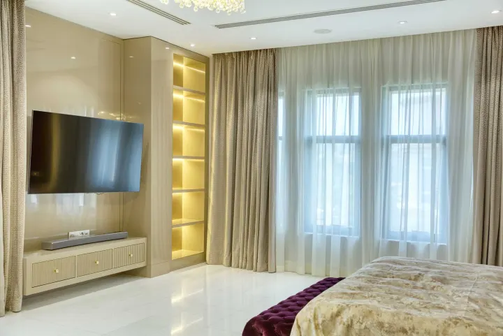 Real Estate - Furnished - WalkThru Media
